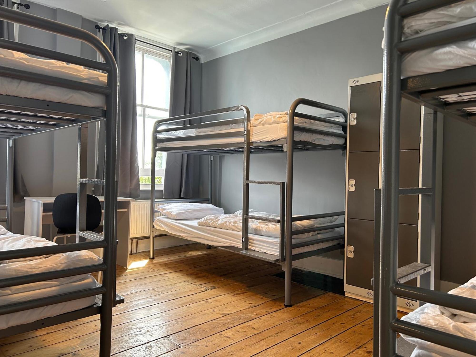 Cricketers Hostel London Exterior photo